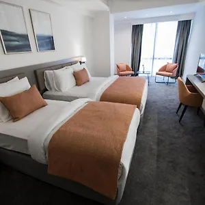 Hotel Dovv Business
